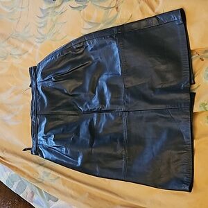 Vintage leather skirt from Argentina. Size 0